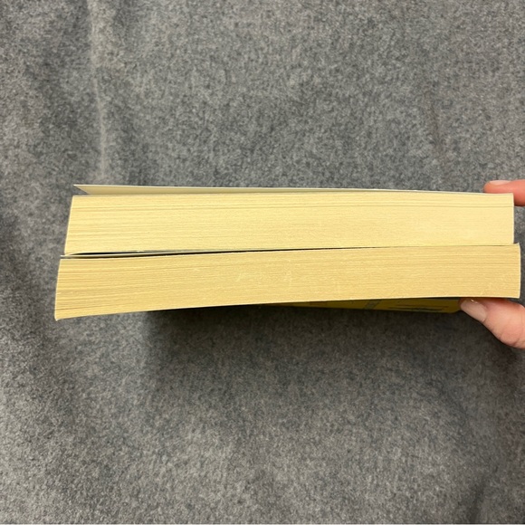 Booke Bundle 💕 - Picture 10 of 14